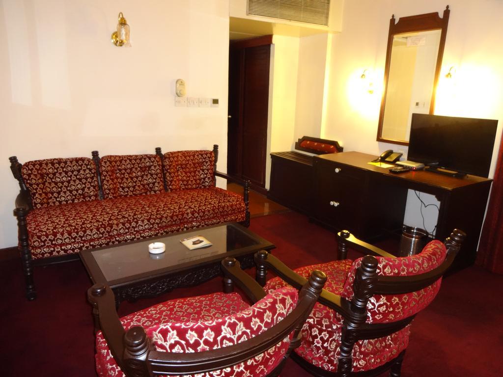 Manuelsons Malabar Palace Calecute Exterior foto